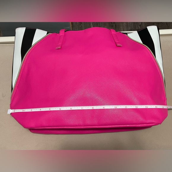 NWOT Juicy Couture Hot Pink w/ Black & White Stripe Side Panel Large Tote - - Picture 11 of 12